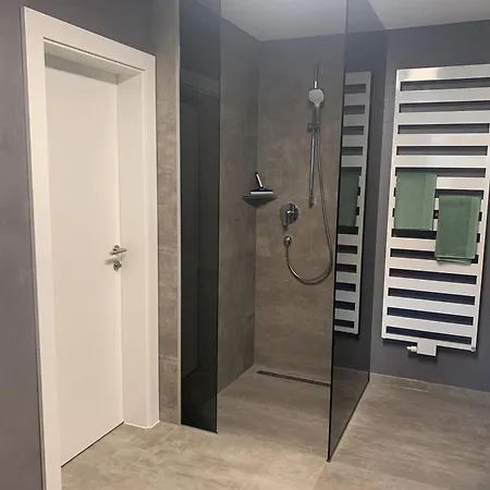 Apartment Bodnlois *